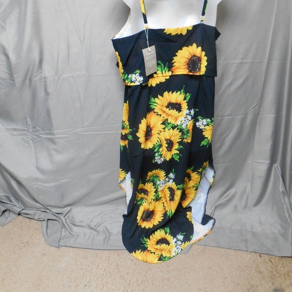 NWT VYNCS Popular floral spaghetti strap dress M - Picture 5 of 5